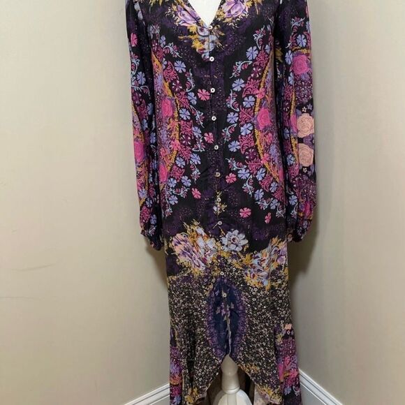 NWT Free People NEW
Maris Printed Midi Dress
Size XS,S 
Retail $168 - Picture 7 of 9